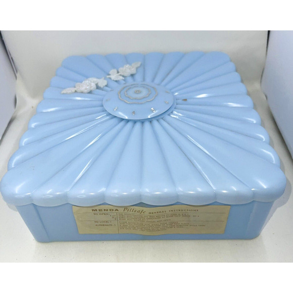 MCM Menda Co. PILL SAFE Combination Wall Mount Keeps Meds Out of Reach Vtg - Picture 2 of 16